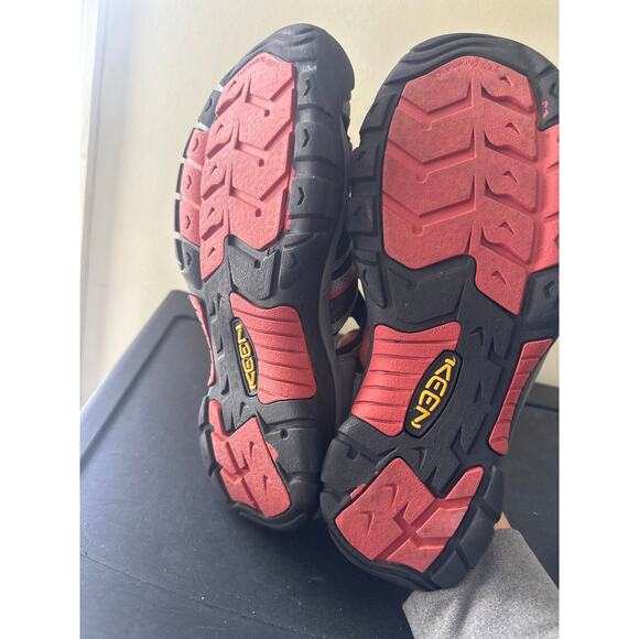 KEEN - Newport H2 Magnet/Hot Coral Sandals Men’s Size US 11.5z1 main image 5